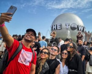 A CONTAGEM REGRESSIVA COMEÇOU: THE TOWN ESTÁ CHEGANDO!