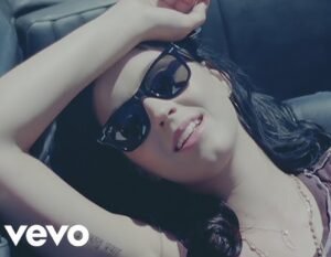 Foto do clipe "Teenage Dream" de Katy Perry