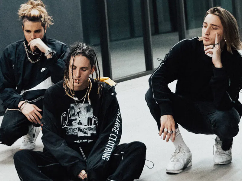 Foto dos integrantes da banda Chase Atlantic