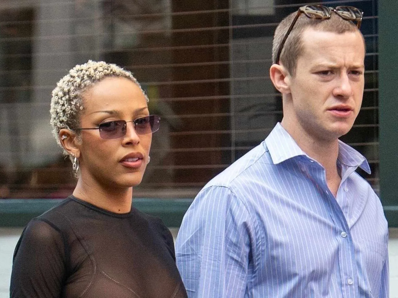 Foto de Doja Cat e Joseph Quinn juntos