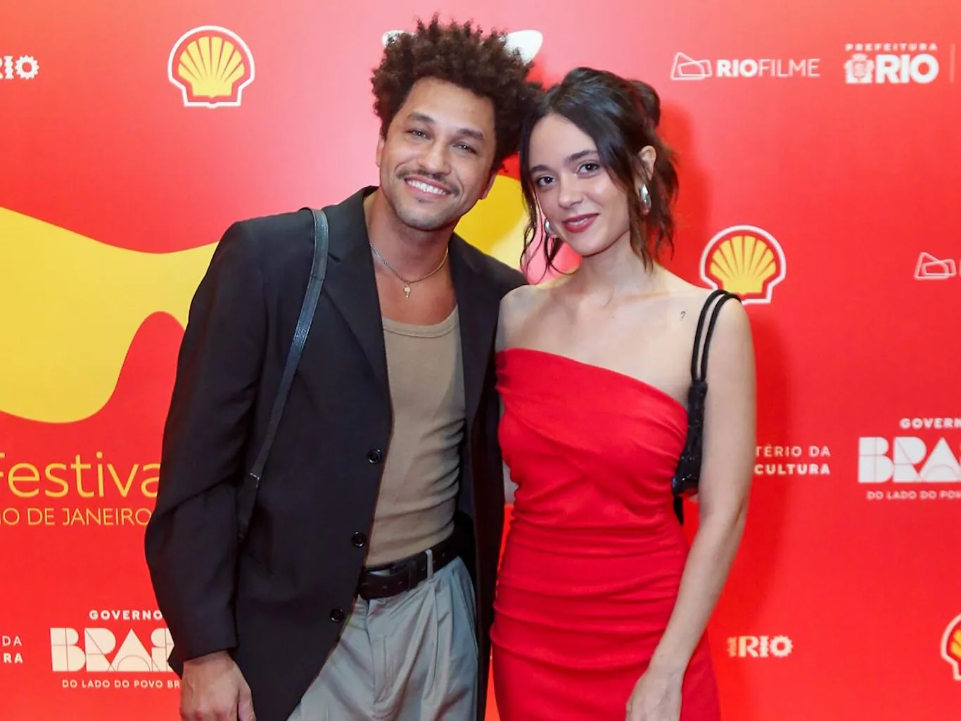 Foto de Bruno Quixotte e Jade Mascarenhas (Fotos: Paulo Tauil / AgNews)