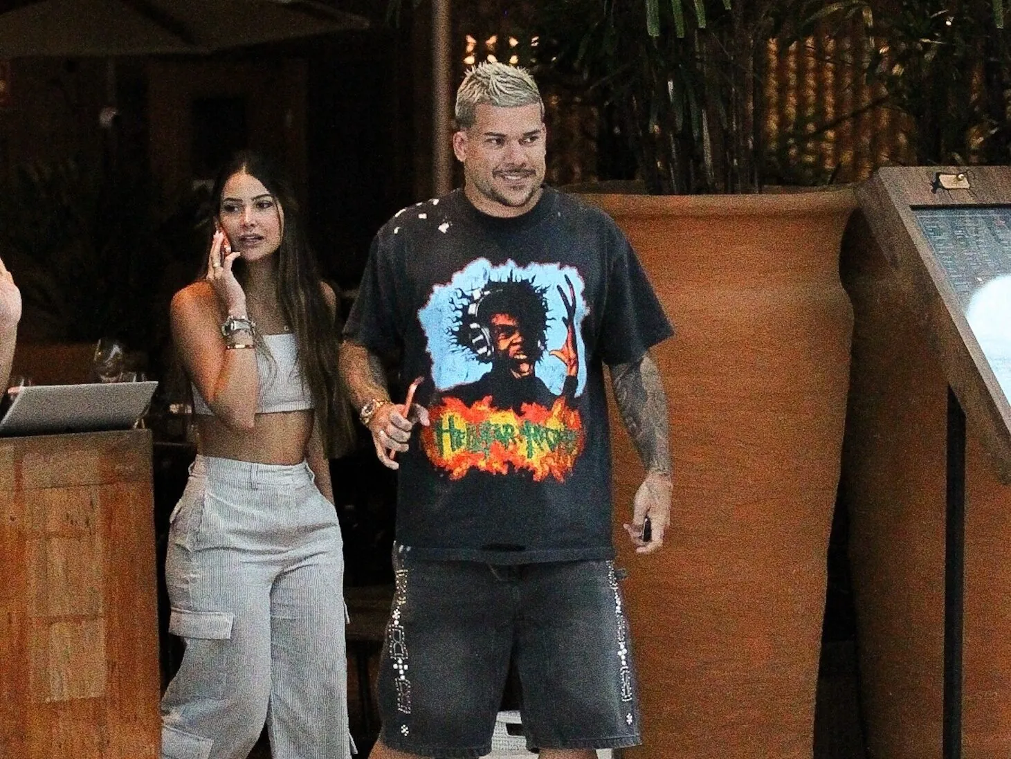 Foto de DJ Buarque e sua Namorada (Foto: AgNews)