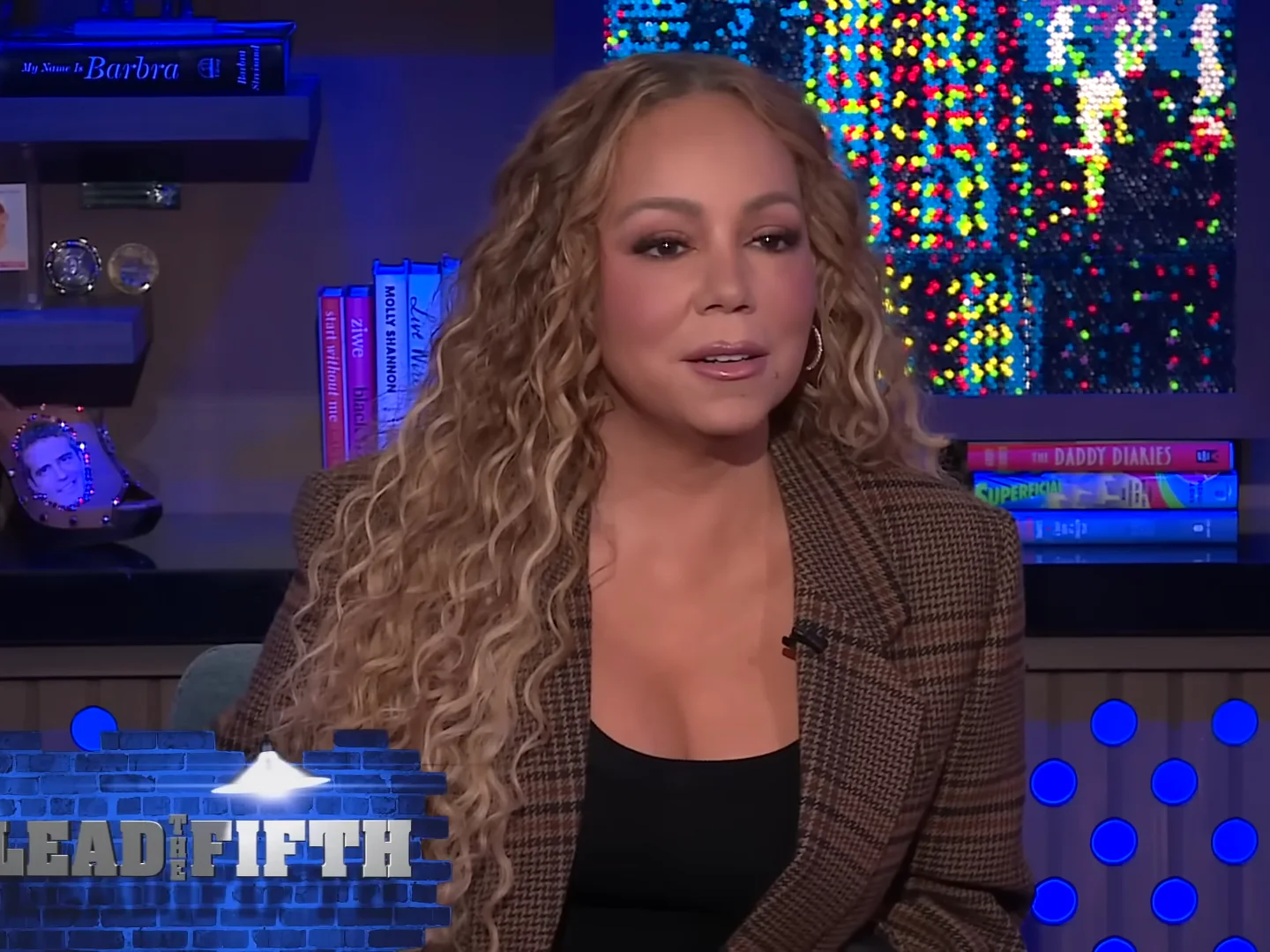 Foto de Mariah Carey no "Watch What Happens Live with Andy Cohen" (Foto: Youtube/reprodução)