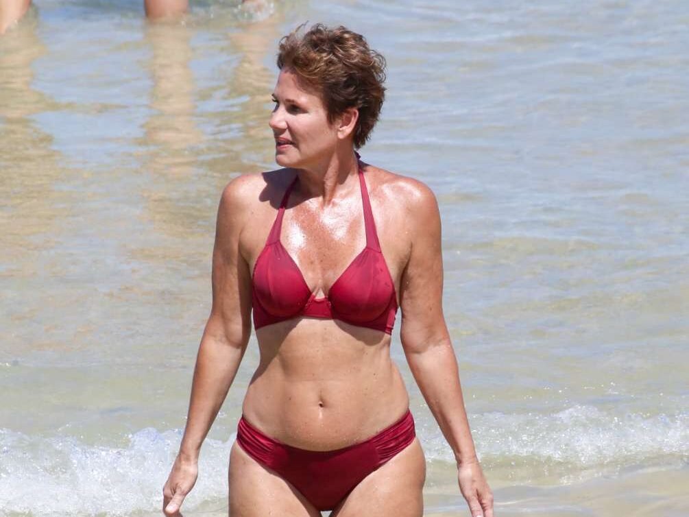Foto de Andrea Veiga na Praia de Ipanema (Fotos: JC PEREIRA/ AGNEWS)